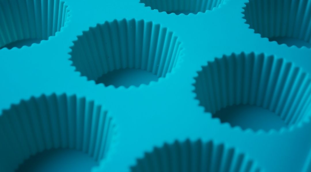 Silikon Kek Kalıbı Yağlanır Mı?